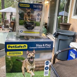 This is a pet safe boundary fence for two dogs got rated 4 1/2 stars